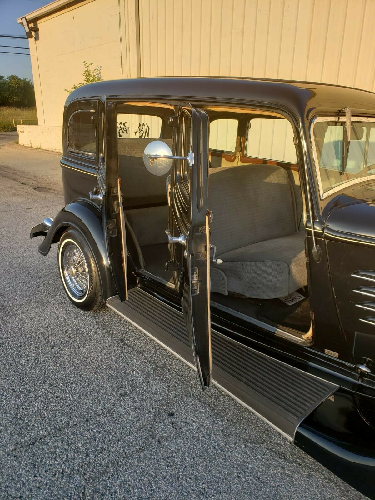 1934 Dodge Sedan - photo 3