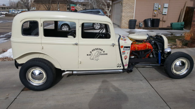 1934 Dodge Sedan - photo 3