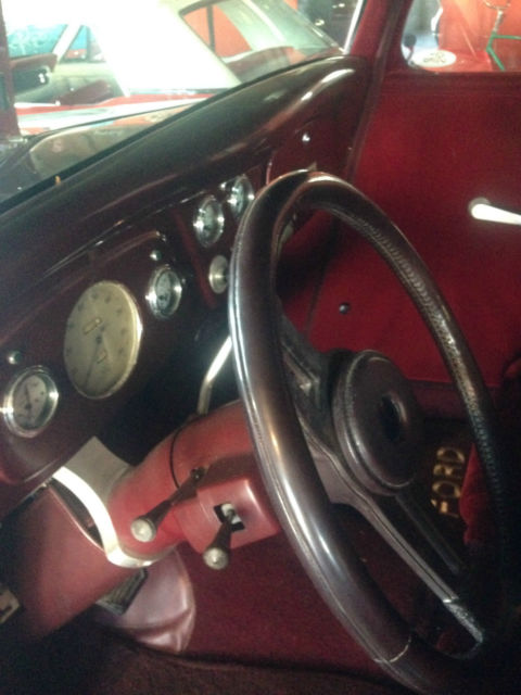 1934 Ford 2 Door Sedan - photo 4