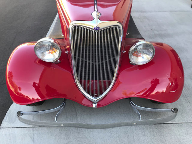 1934 Ford 3 Window Coupe Deluxe - photo 3