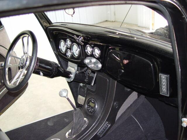 1934 Ford HOT ROD 3 WINDOW COUPE - photo 6