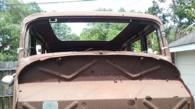 1934 Ford 4 Door Sedan - photo 11