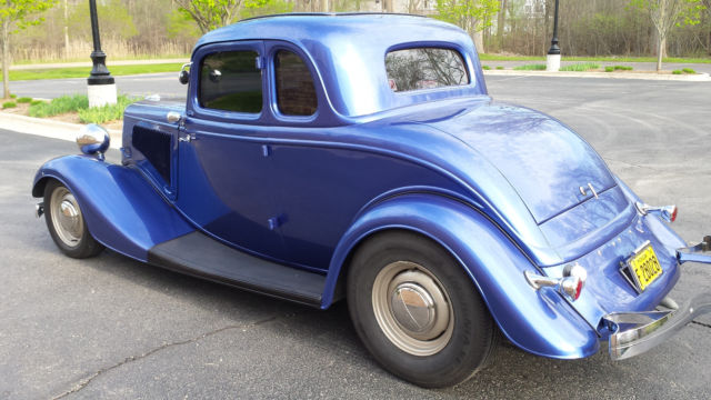 1934 Ford 5-w coupe - photo 2