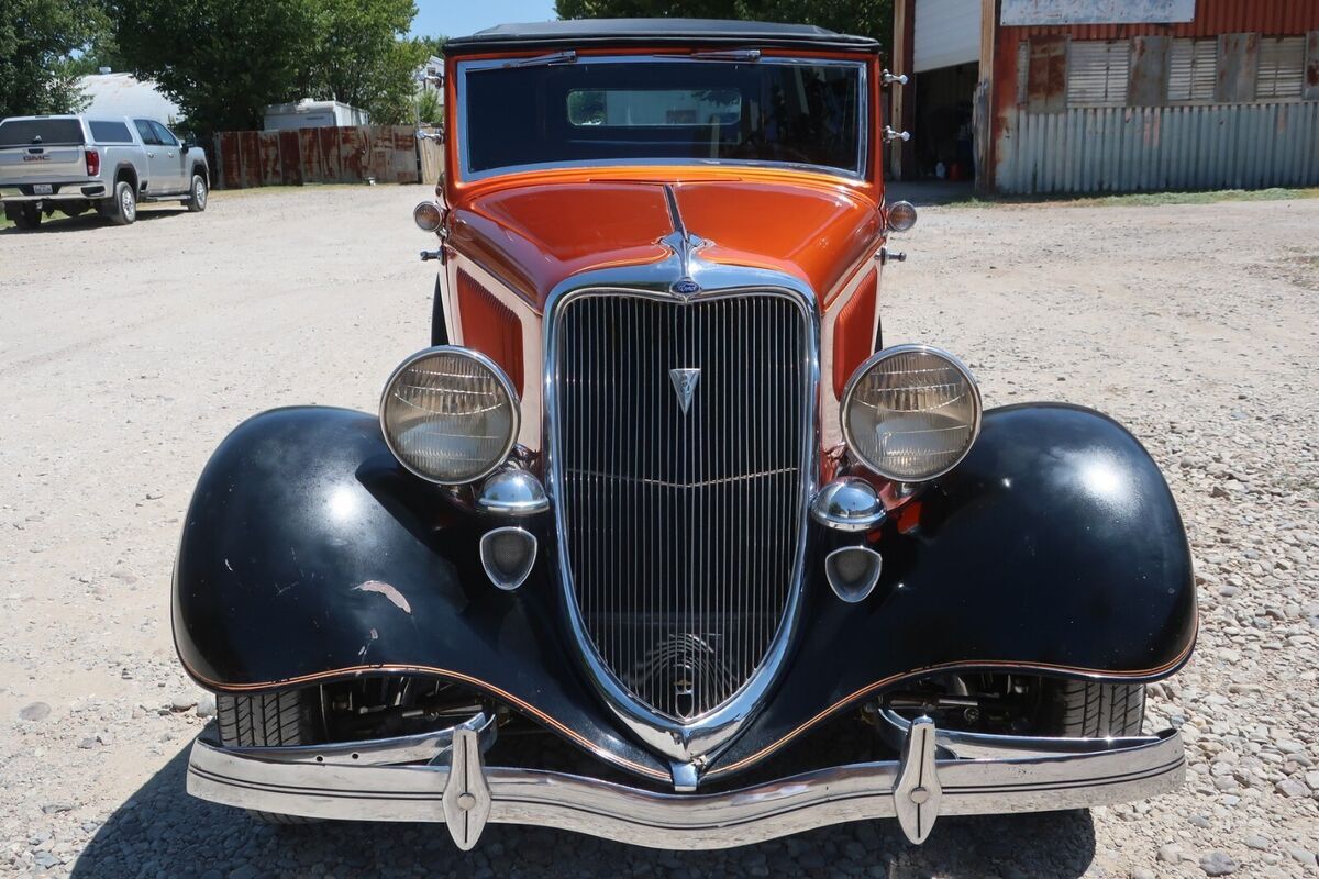 1934 Ford DELUXE CABRIOLET - photo 5