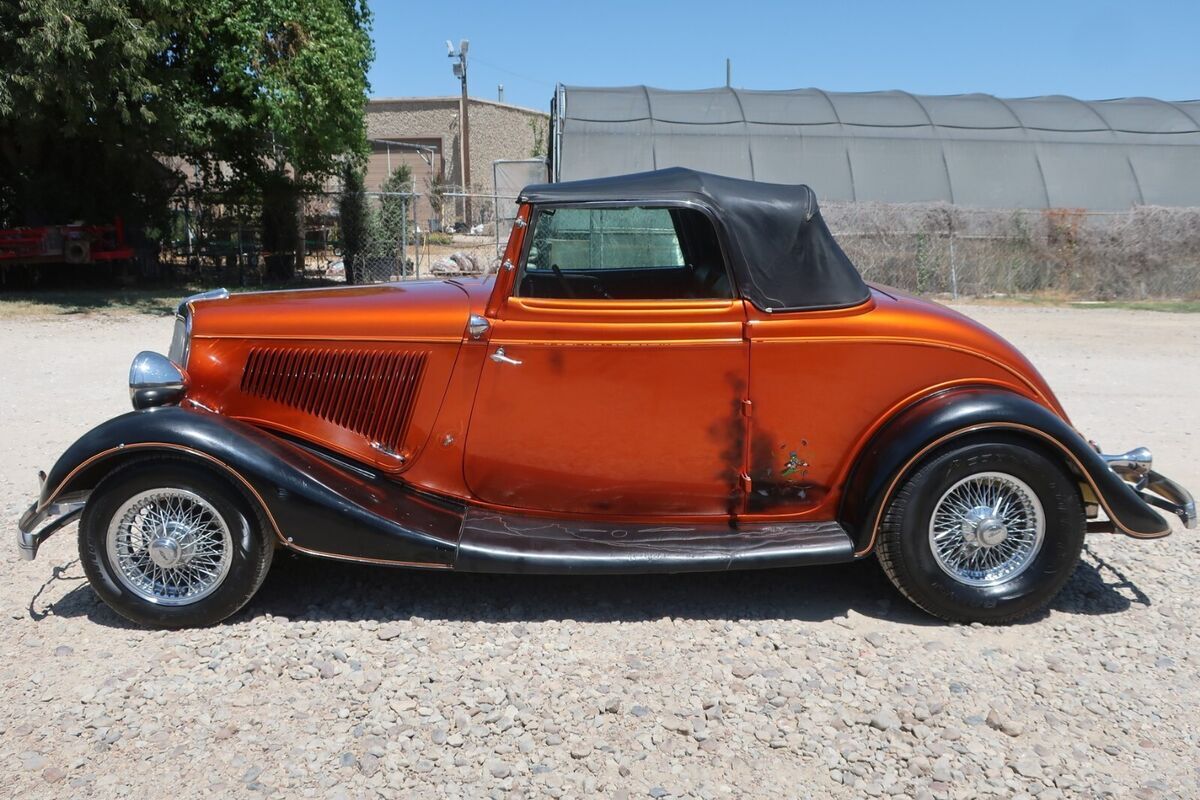 1934 Ford DELUXE CABRIOLET - photo 7