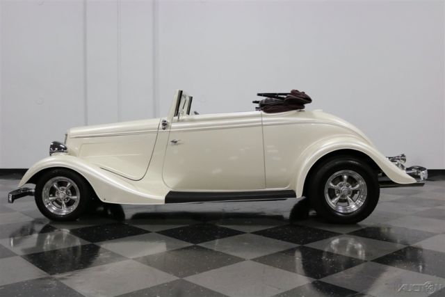 1934 Ford Cabriolet - photo 7