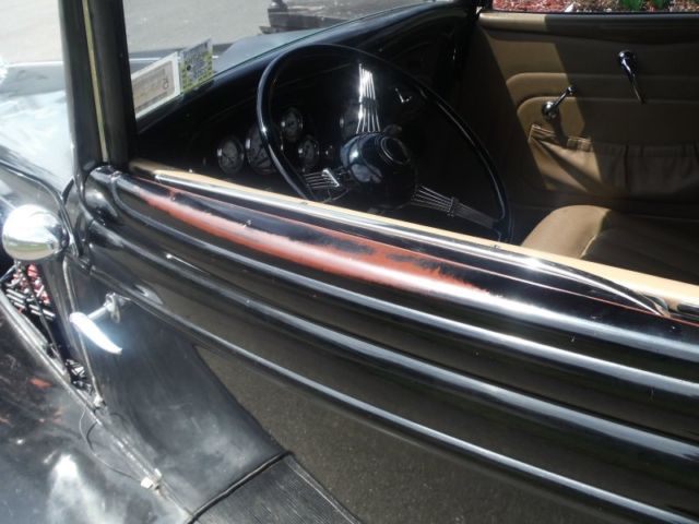 1934 Ford Cabriolet - photo 3