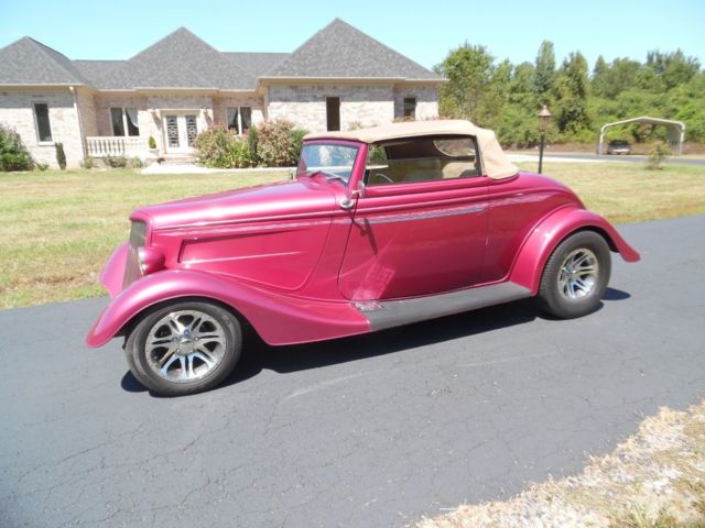 1934 Ford Cabrolet roadster 1934 Ford conv tan leather