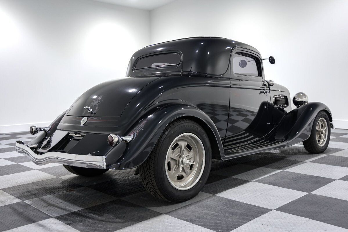 1934 Ford Coupe - photo 7