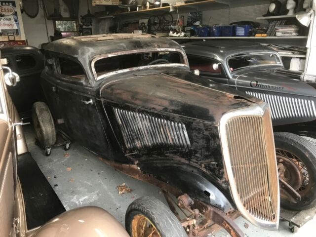 1934 Ford Coupe - photo 3