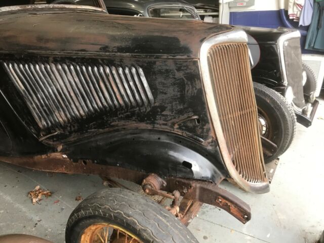 1934 Ford Coupe - photo 4
