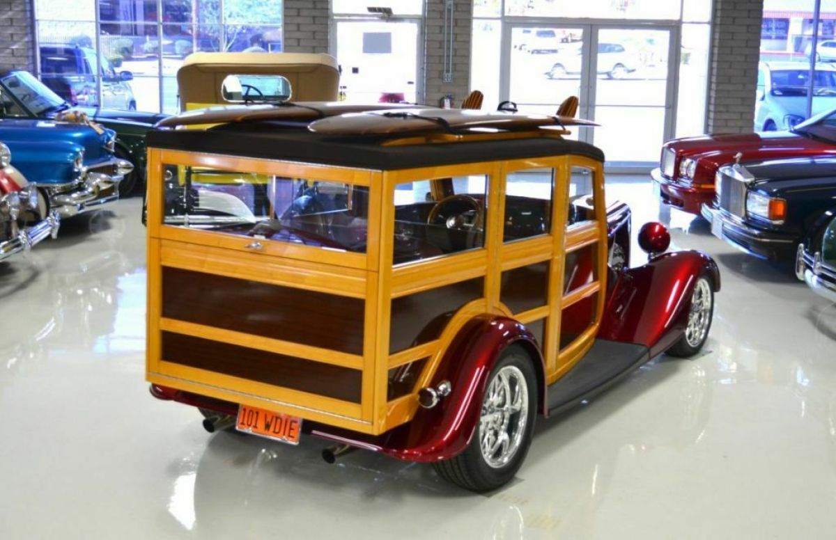 1934 Ford Custom Woodie - photo 10