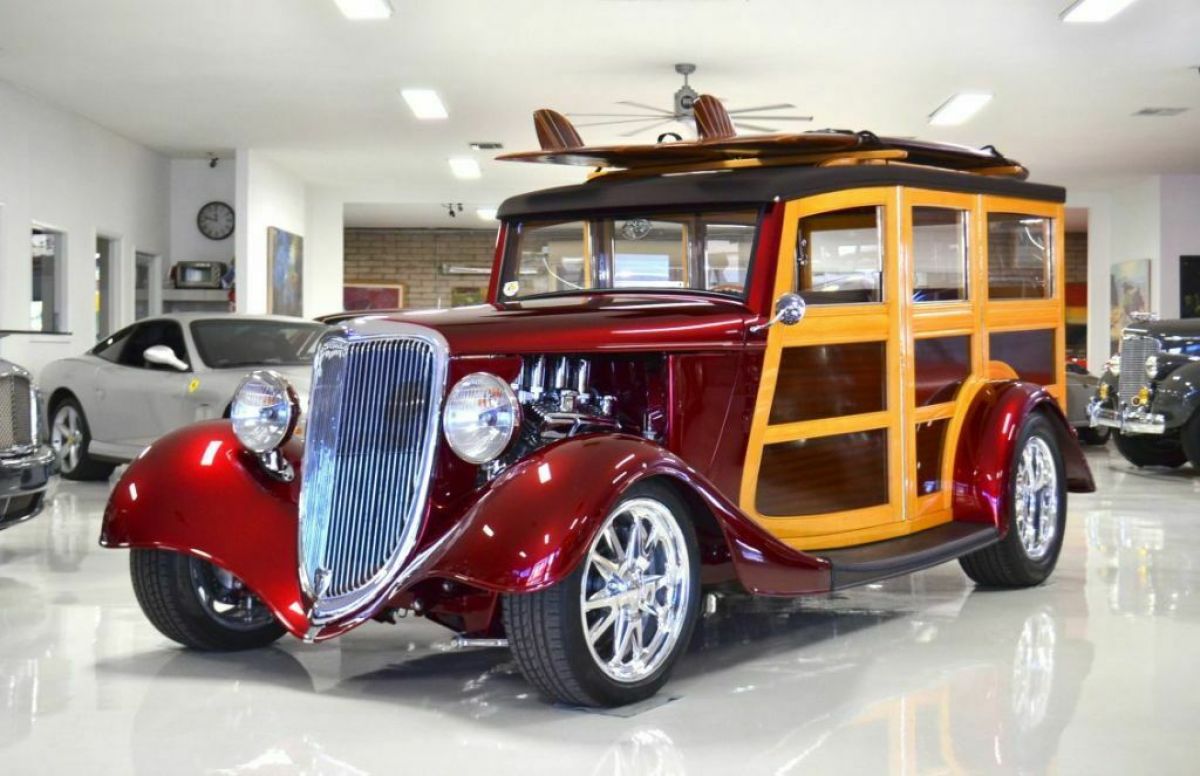 1934 Ford Custom Woodie - photo 3