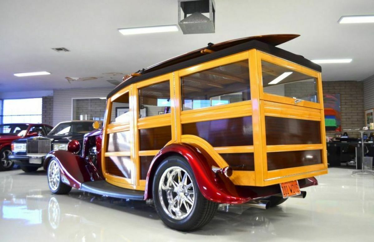 1934 Ford Custom Woodie - photo 9