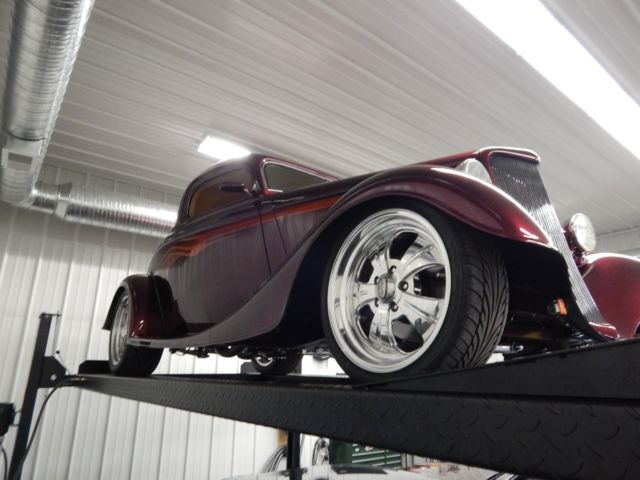 1934 Ford Three window coupe - photo 9