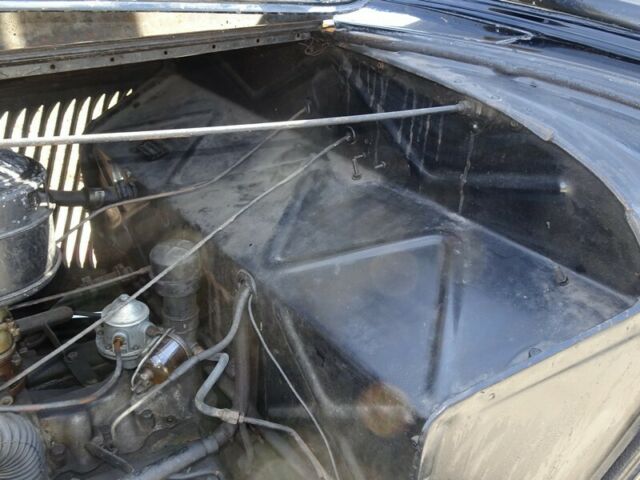 1934 Ford Deluxe CABRIOLET - photo 9