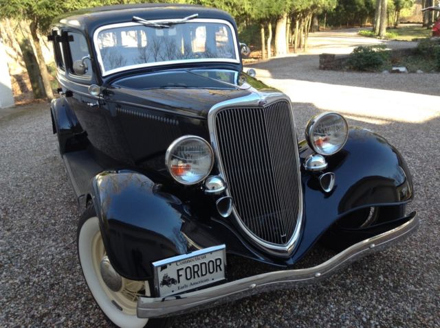 1934 Ford Model A Fordor Duluxe - photo 5