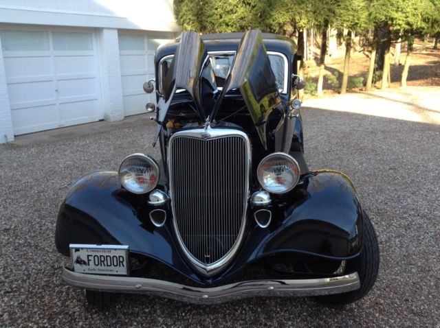 1934 Ford Model A Fordor Duluxe - photo 8