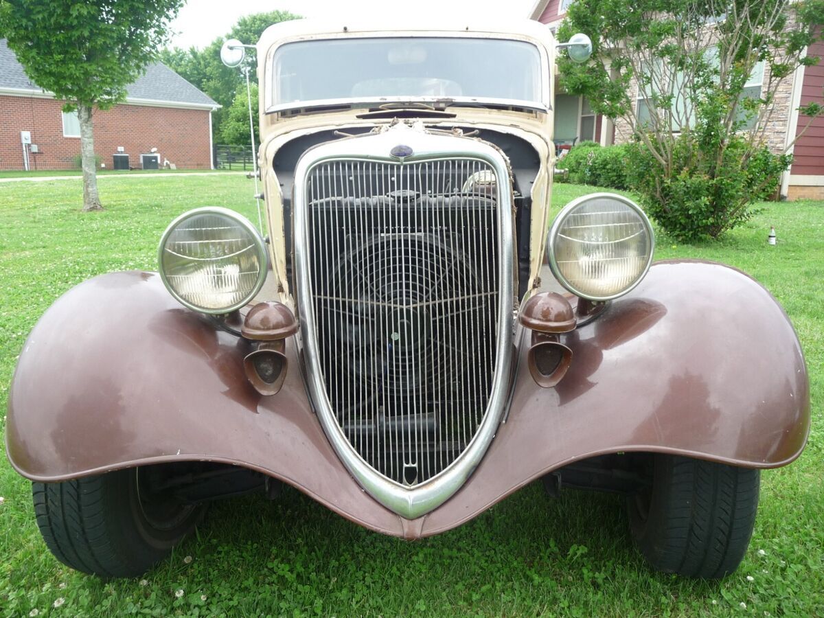1934 Ford 40 - photo 3