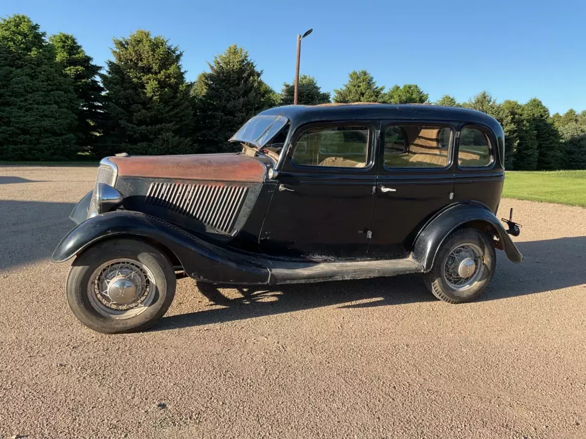 1934 Ford 40