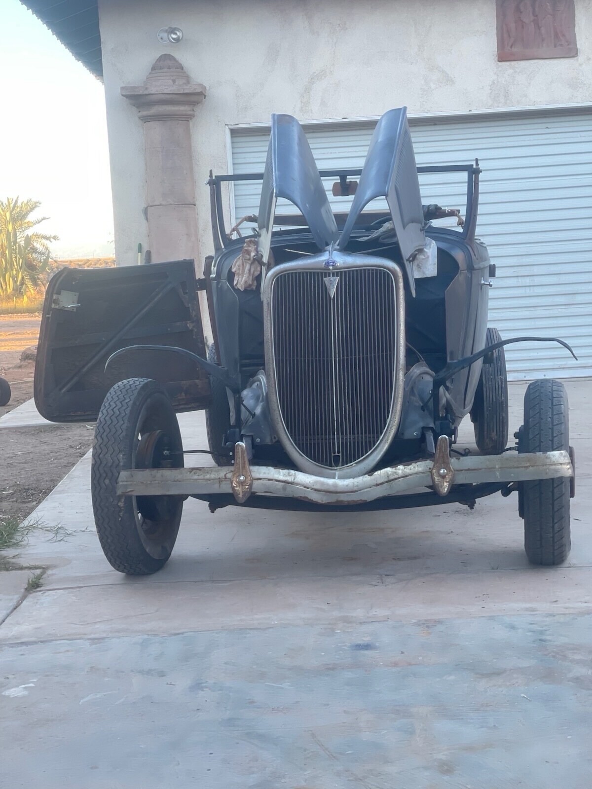 1934 Ford Model 40 no trim - photo 2