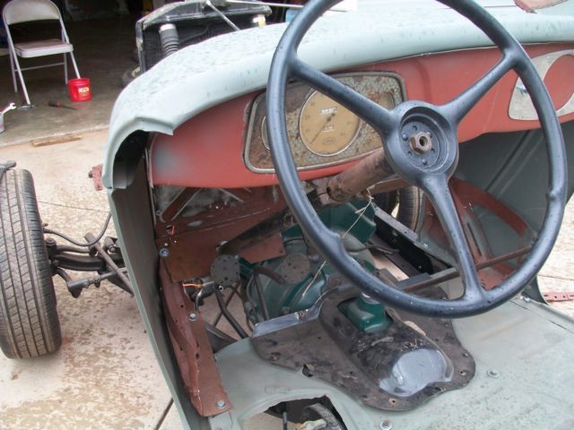 1934 Ford Roadster - photo 11