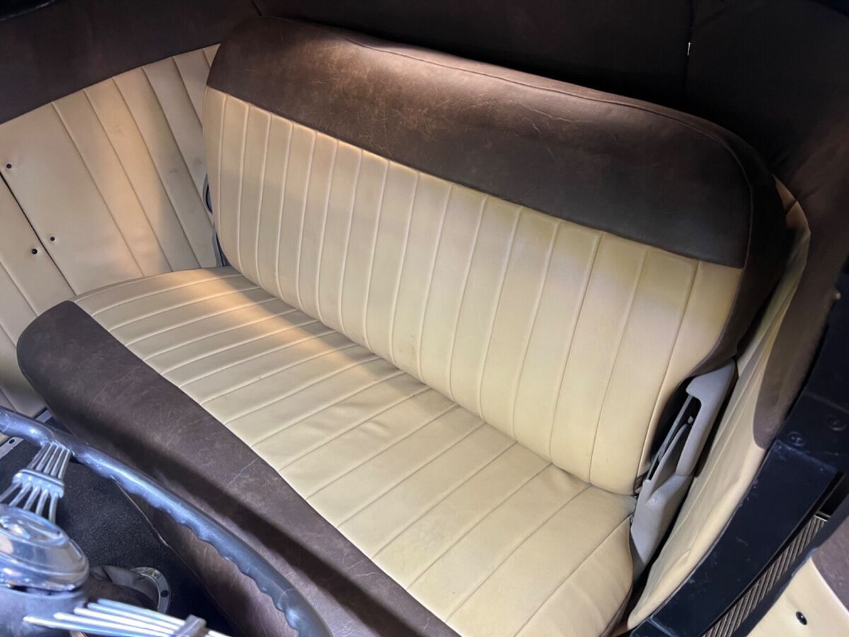 1934 Ford Roadster - photo 7