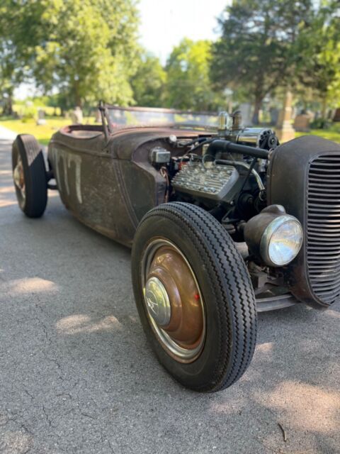 1933 Ford Roadster - photo 11