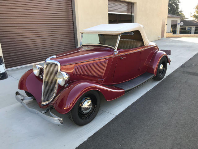 1934 Ford Roadster Deluxe - photo 2