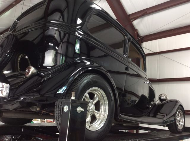 1934 Ford Deluxe Deluxe - photo 2