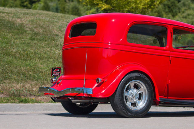 1934 Ford Tudor - photo 10