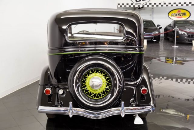 1934 Ford Ford Model 40 Deluxe 4 Door Sedan - photo 5