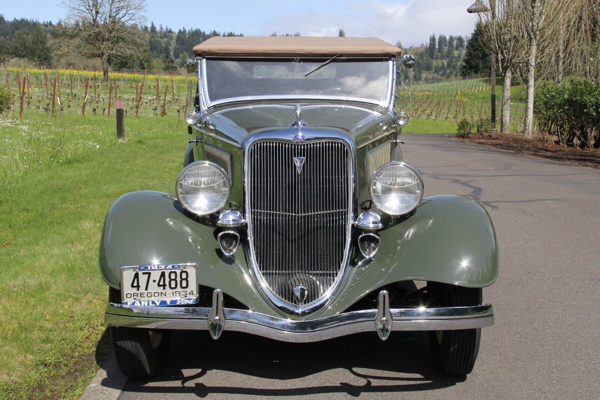 1934 Ford Model 40 V8 Deluxe Roadster. Stock-Restored. SEE VIDEO TOUR - photo 11