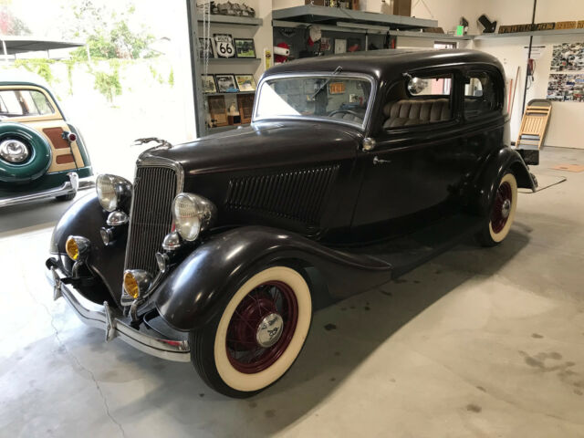 1934 Ford Victoria Sedan 1932 1933 1934 Ford Victoria Deluxe