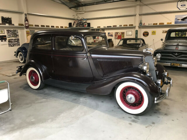 1934 Ford Victoria Deluxe - photo 4