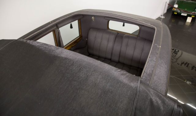 1934 Lincoln KB 7-Passenger Willoughby Limousine - photo 4