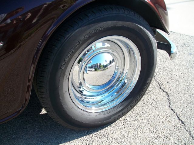 1934 Oldsmobile Custom Cruiser 4-Door - photo 5