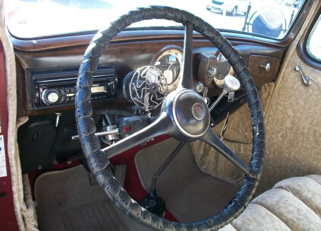 1934 Oldsmobile Custom Cruiser 4-Door - photo 6