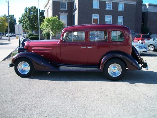 1934 OLDSMOBILE F34 TOURING SEDAN * CUSTOM CRUISER 1934 Oldsmobile Custom Cruiser