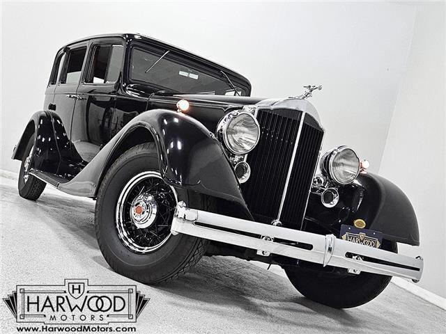 1934 Packard 1100 Sedan - photo 13