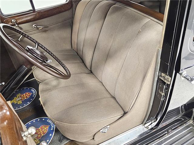 1934 Packard 1100 Sedan - photo 8