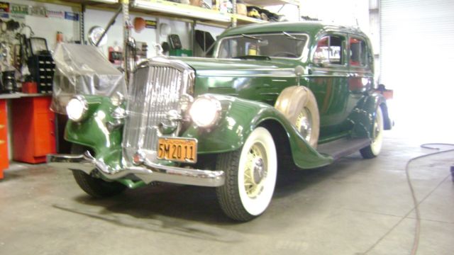 1934 Pierce Arrow 840A wood