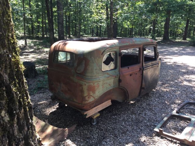 1934 Plymouth 4 door sedan - photo 3