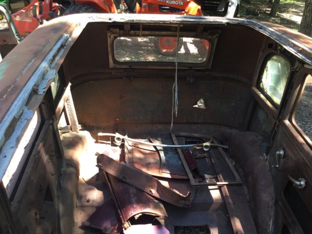 1934 Plymouth 4 door sedan - photo 8