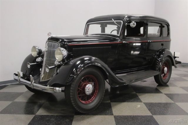 1934 Plymouth PFXX 4 Door Sedan - photo 5