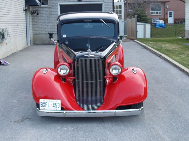 1934 Pontiac Sedan - photo 2