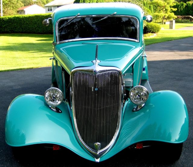 1934 Ford Tudor 2 Door Resto-Rod - photo 9