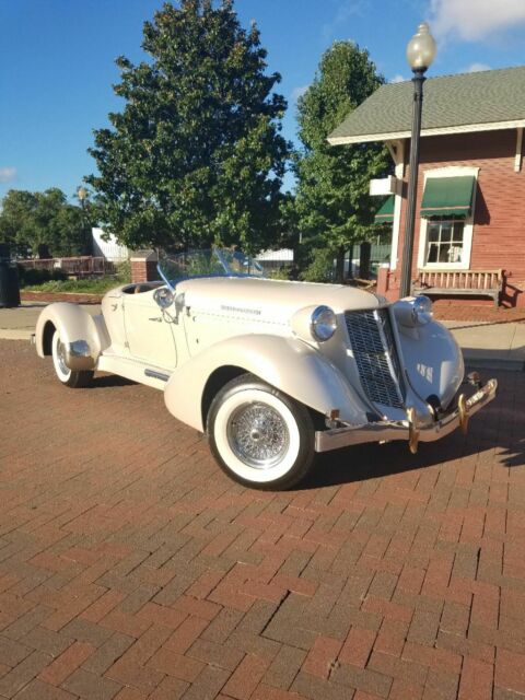 1935 Replica/Kit Makes Auburn speedster - photo 2