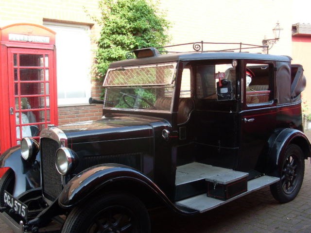 1935 Austin Taxi embossed crocodile leather - photo 11