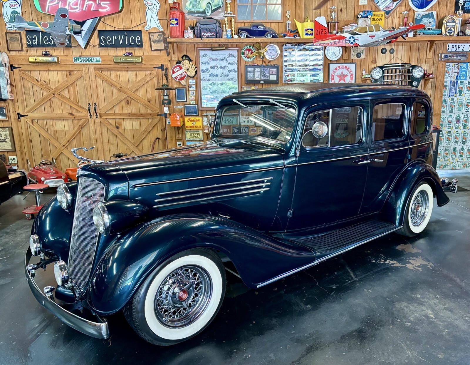 1935 Buick Series 40 4 dr sedan - photo 3